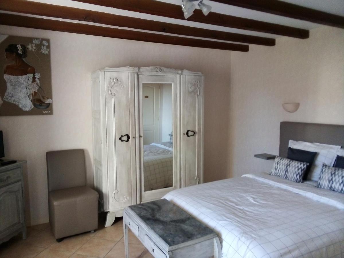 La Veronniere Hotel Entrammes Eksteriør billede
